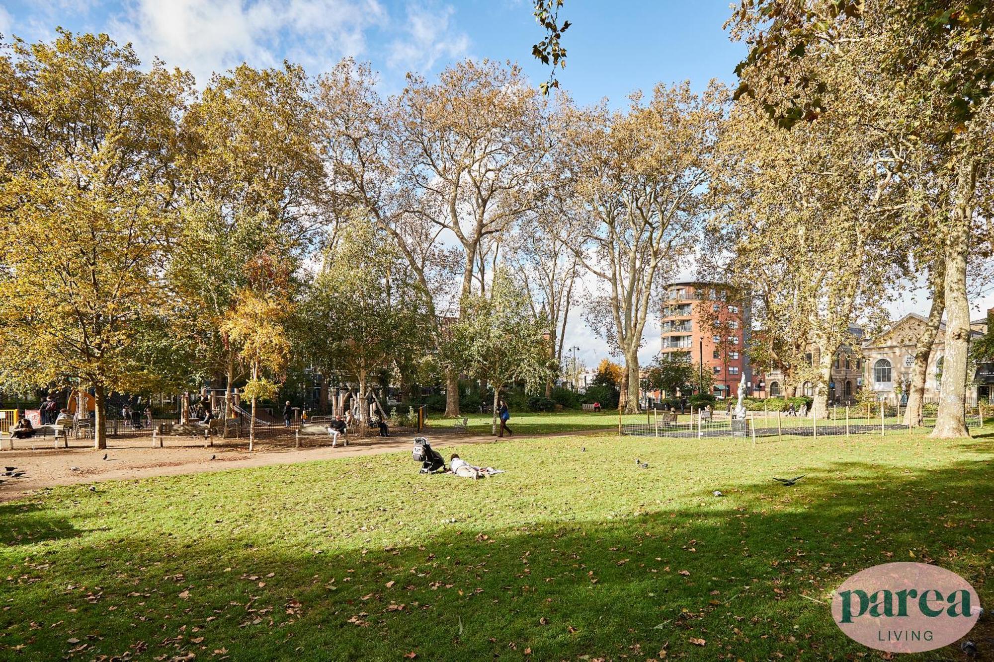 Parea Living - Cosy 1-Bed Artistic Flat At Newington Green Londres Exterior foto